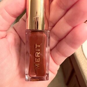 Merit lip oil courmoyeur